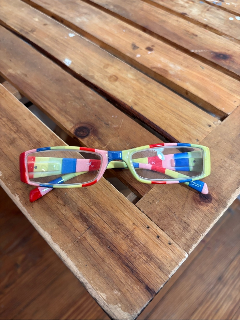 Rainbow Reading Glasses 2.50
